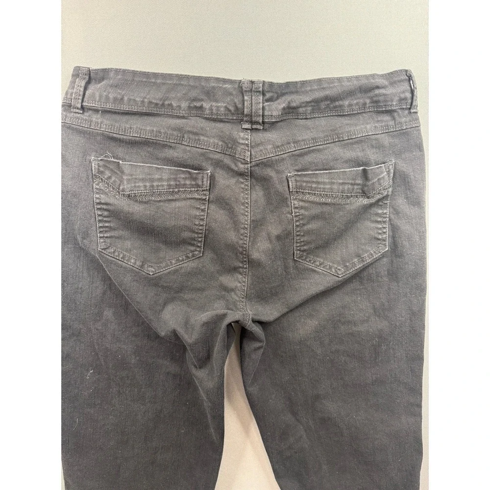 Gloria Vanderbilt Womens Skimmer Black Denim Shorts‎ Cuffed Knee Length Size 12